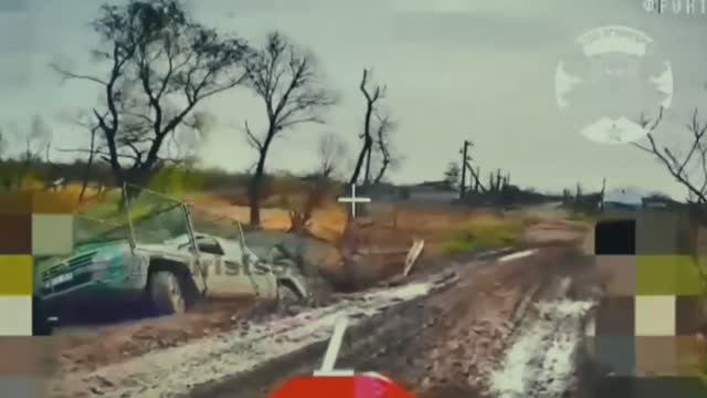 Уничтожение нескольких танков и бмп ВСУ с использованием оптоволоконных дронов.