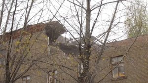 Продолжаем наблюдать за работой экскаватора Volvo на 2м этаже дома №42 по ул. Крупской в г. Семилуки