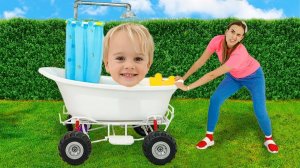 Крис учится хорошим привычкам для детей вместе с мамой