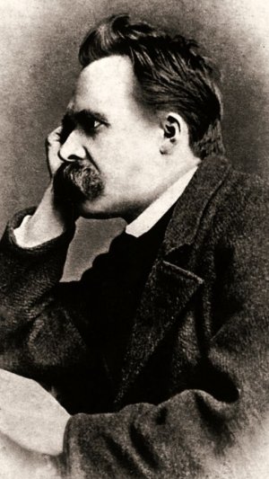 Фридрих Ницше. Стихотворения. Век суждено мне бороться. Идеал.