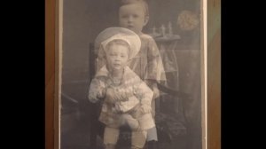 «БУДУТ ВАМ ЛИСТЬЯ, БУДУТ ВАМ ГРЁЗЫ»... (Ретро-Фото 19-нач. 20 вв.) - Поёт Владимир Неплюев)