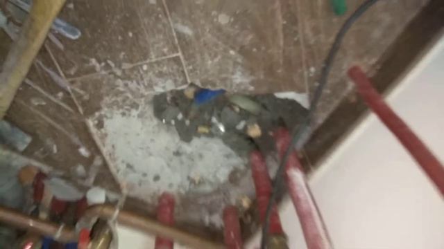 Поиск места утечки воды в частном доме. смотреть онлайн