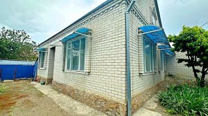 Удобный дом 120 кв.м. 3 сотки 3 комнаты евроремонт мебель гараж. Краснодарский край, город Армавир