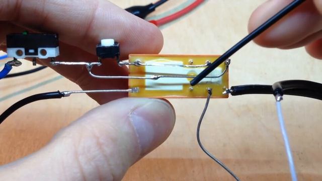 How to Make SELF-LOCKING RELAY - Реле с Самоподхватом. смотреть онлайн