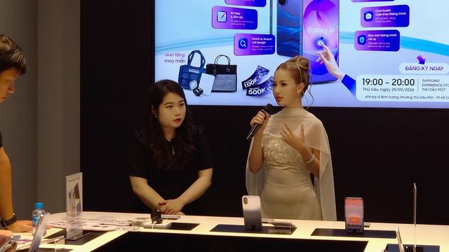 Магазин Samsung Experience Store в провинции Биньзыонг