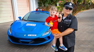 Пятеро детей-полицейских держат нас в безопасности + еще детские песни и видео