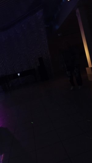з