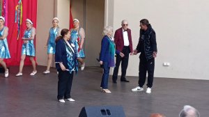 В Городском парке Орла мужчина залез на сцену во время концерта
