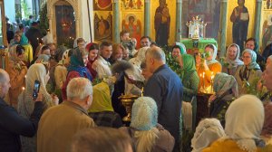 31.05.2026   Проповедь и поздравление о. Валентина; окропление берёзовых веточек