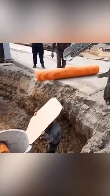 Дибилы  на стройки