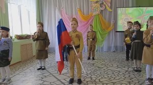 «Веселись, Россия!» (муз. и сл. С. Русских) - ансамбль «Ладушки» детсад №4, рук. Людмила Соколова