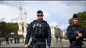 Стычки фанатов между ПСЖ и «Арсеналом» с полицией начались в Париже