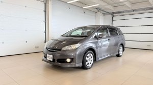 Toyota Wish, 2013 год