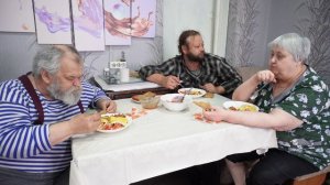КУШАЕМ МЯСНУЮ ЗАПЕКАНКУ С ЛЁГКИМ ВКУСОМ НАТУРАЛЬНОГО СЫРА Кушаем всей семьёй в гармонии на позитиве