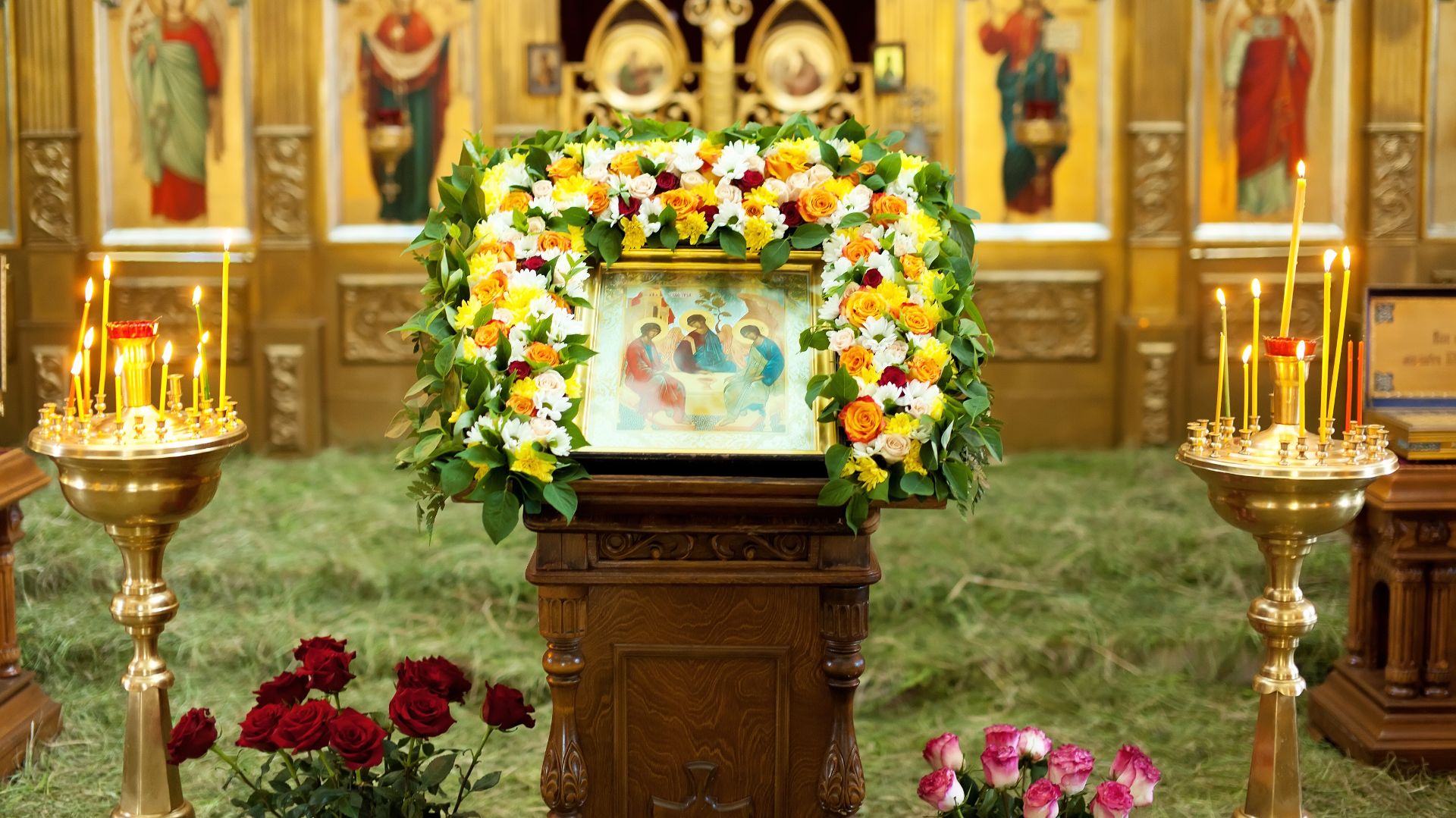 Храм