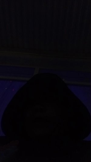н