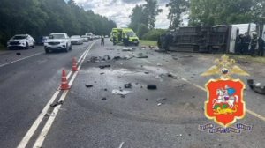 Массовое ДТП с участие автобуса произошло в Подмосковье. Один человек погиб, 8 обратились за медицин