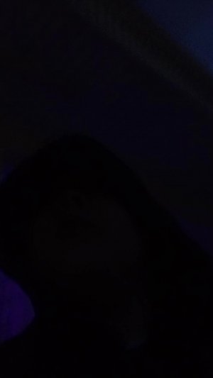 н