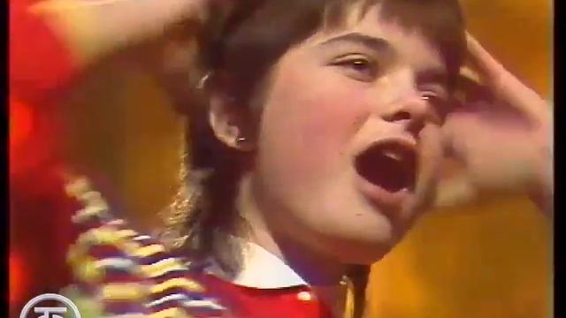 "Перемена". Поет 7-классница Наташа Порывай (Королева) (1987)