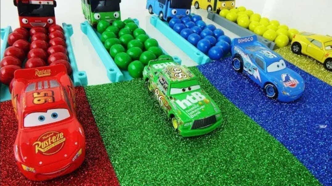 Подборка эпизодов, связанных с игрушками Disney car.