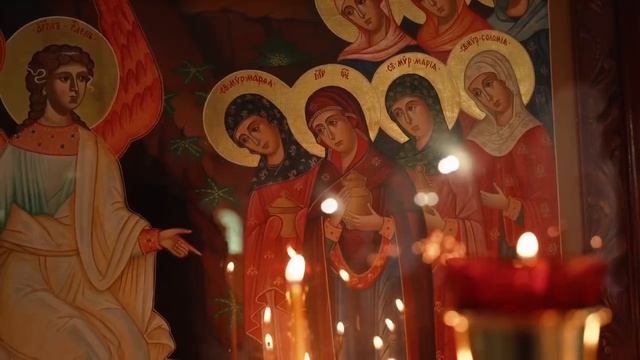 В храме Жен-Мироносиц города Истра состоялась Божественная литургия смотреть онлайн