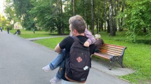 Ева на ручках