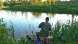 БЕШЕНЫЙ КЛЕВ БОЛЬШОГО КАРАСЯ НА ОСНАСТКУ СОБСТВЕННОГО ИЗГОТОВЛЕНИЯ!!! ЛОВЛЯ НА ФИДЕР!!!