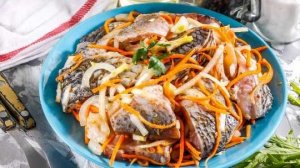 Этот карась вкуснее любой селедки, карась в масле маринованный!👇👇