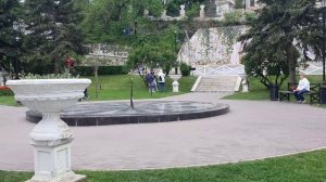 Песня  Пусть жизнь твоя цветет садами