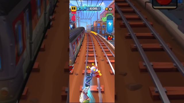 Subwey Surfers  
первое видео