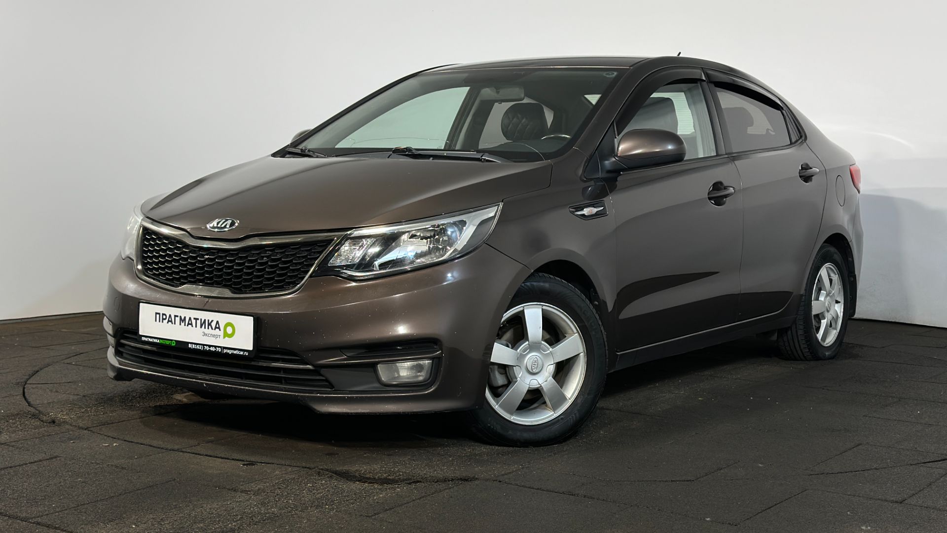 Kia Rio III Рестайлинг, 2017 смотреть онлайн