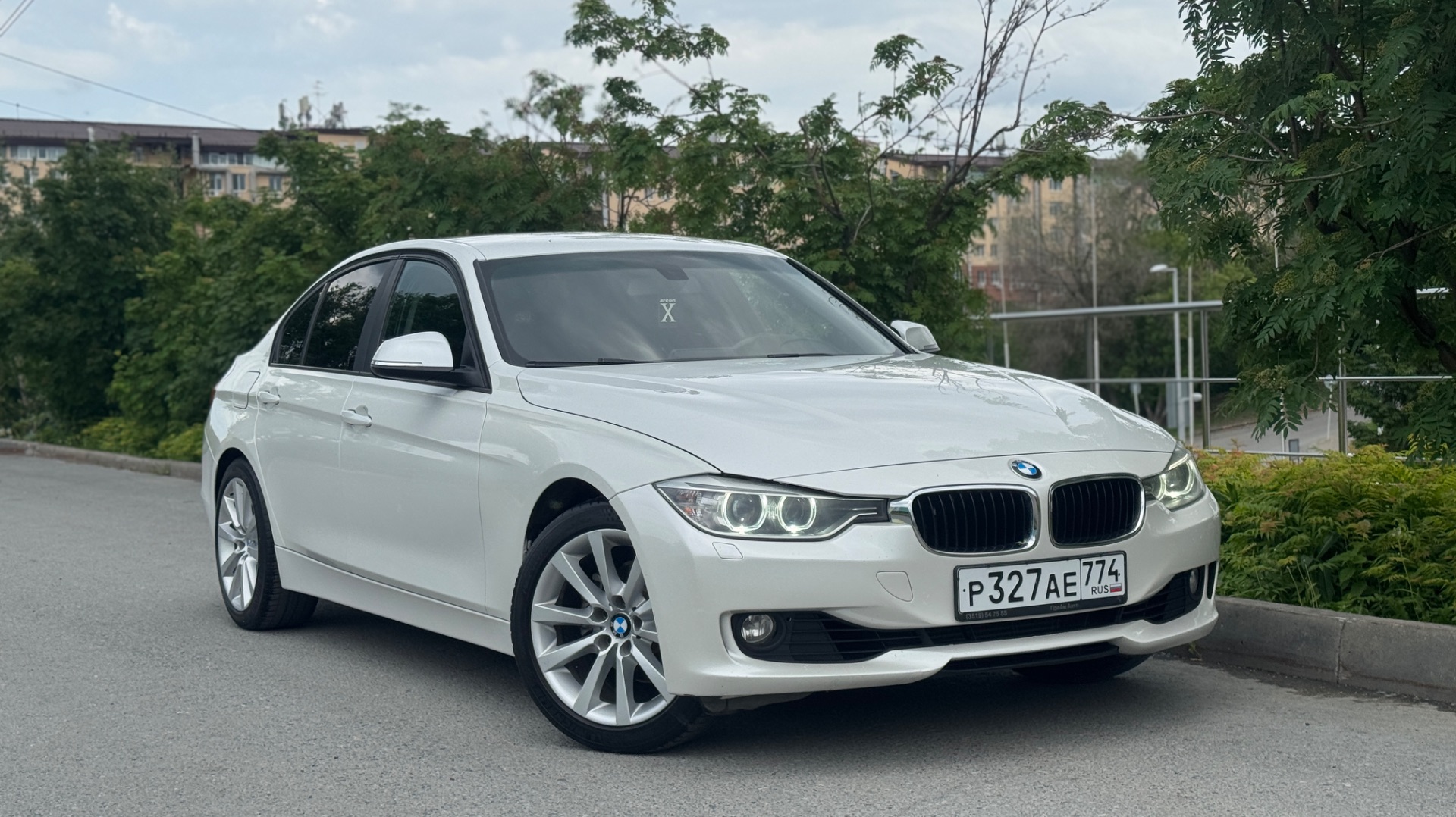 BMW F30 2013 смотреть онлайн