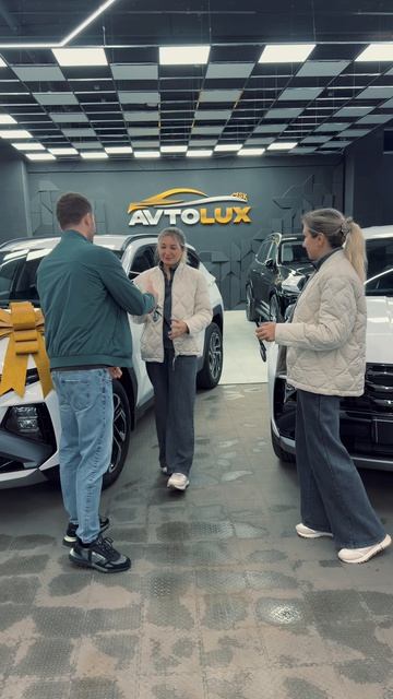 Сегодня выдаём сразу два Hyundai Tucson двум очаровательным девушкам!