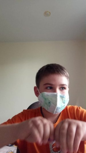 леплю Бонни из фнафа