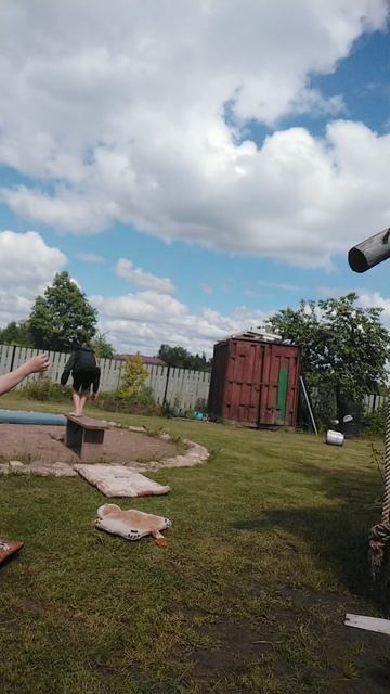 пол это лава . новые знакомства!!