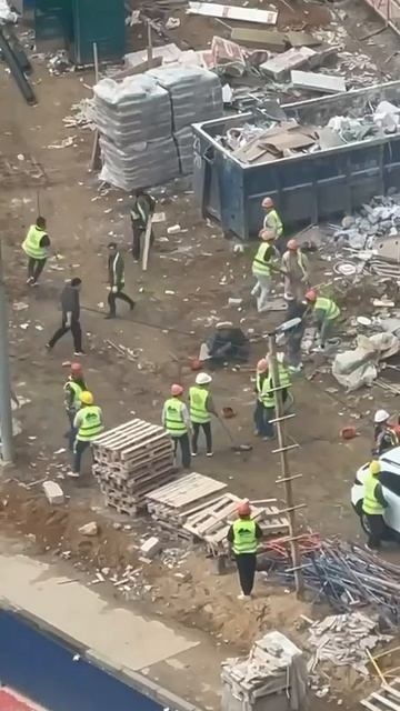 Массовая драка мигрантов в московском Митино смотреть онлайн