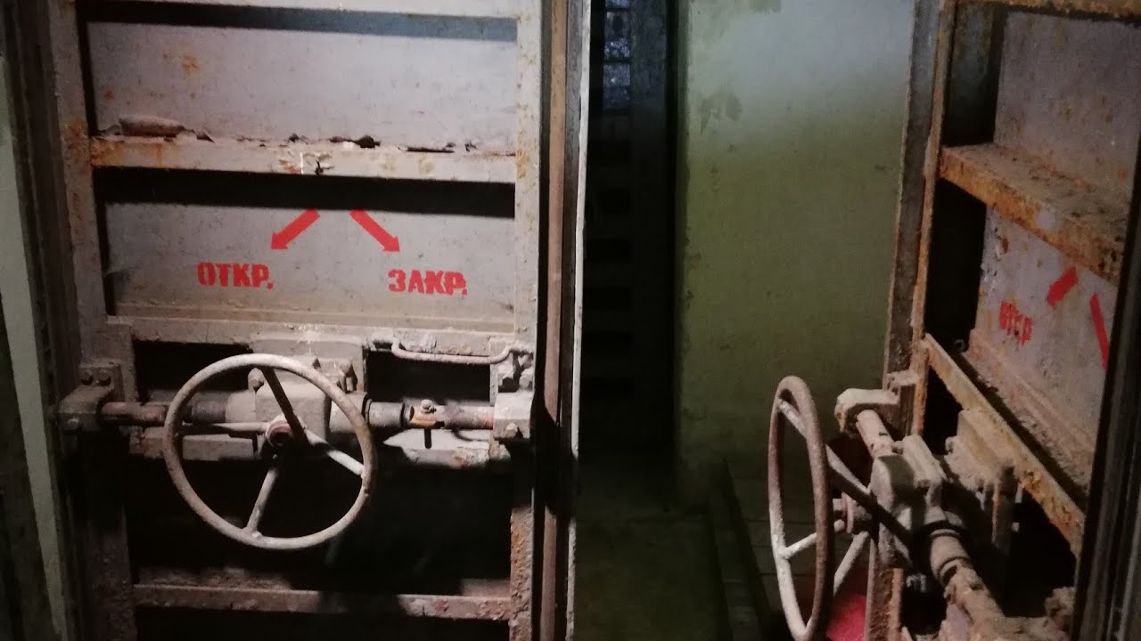 Влог- Залезли в бомбоубежище/ VLOG- Inside In Bomb Shelter