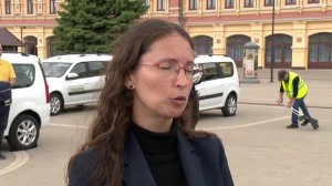 21 машину передали мобильным бригадам проекта «Дети в семье» на Нижегородской ярмарке