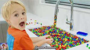 ВОЛШЕБНЫЙ КРАН С ВОДОЙ / ВОДЫ НЕТ ОДНИ КОНФЕТЫ / КРИС С ДЯДЕЙ ЧИНЯТ КРАН / ДЕТСКАЯ ВСЕЛЕННАЯ