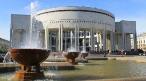 Моноспектакль «Теркин жив» в исполнении актрисы Евгении Павловой