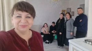 Полный дом гостей. Встреча с родными. Праздничные выходные.