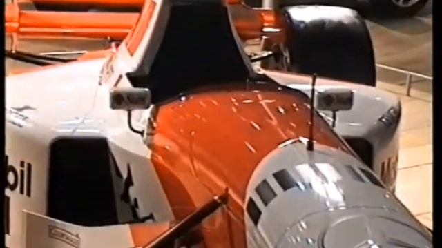 Кадры московского автосалона на Красной Пресне.Часть 2 (1995 год)