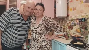 ПРИХОДИТЕ В МОЙ ДОМ МОИ ДВЕРИ ОТКРЫТЫ, ПИРОЖКИ ГОТОВЫ
