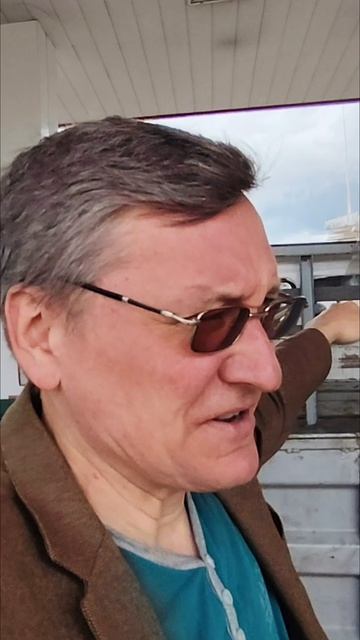 Ремонт дома Таджик в газели Строй рынок