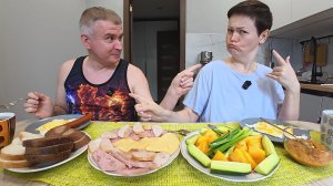 Мукбанг родители ГЕРОИ и Особенные дети! Наши настоящие ДИАГНОЗЫ! Семейный обед в России