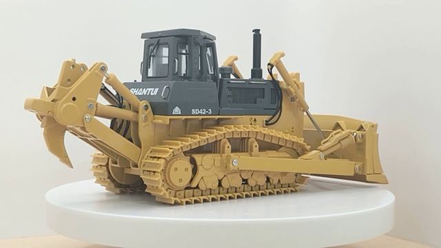 Гусеничный бульдозер Shantui SD42-3, в масштабе 1:43, производитель 