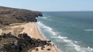Бухта Сююрташская (сверху справа) - 5. Генеральские пляжи, Крым