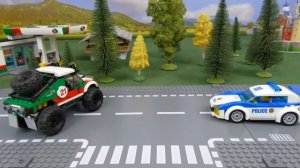 Лего Пожарная машина ПРОТИВ Полицейской машины! 🚒 vs 🚓 Кто победит?