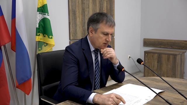 Райондин администрацияда.