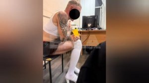 40-летнего извращенца задержали прямо в юбке, топе, каблуках и парике в городе Артём